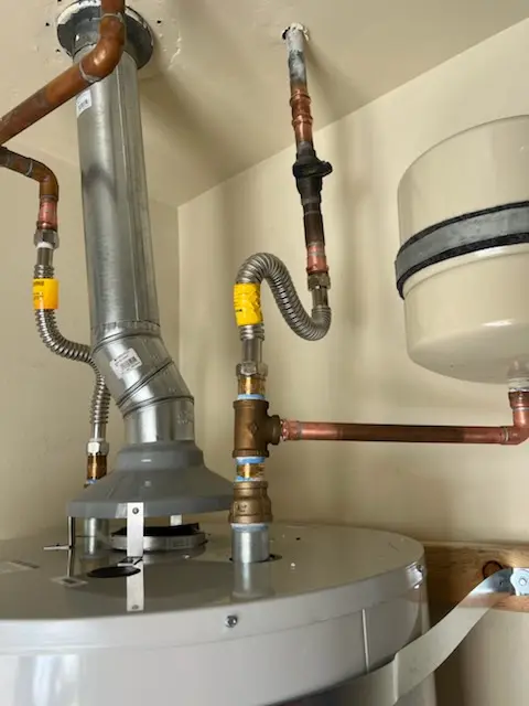 Water heater installation and plumbing repair in Paramount
